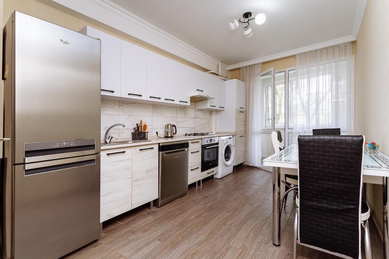Confortabil In Centrul Orasului! Apartment *